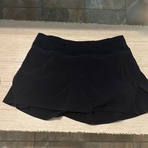 Lulu lemon black short tennis skort